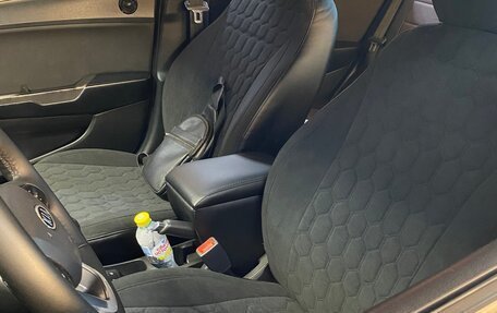 KIA Rio III рестайлинг, 2013 год, 700 000 рублей, 18 фотография