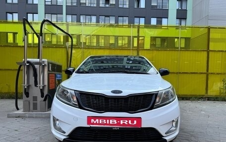 KIA Rio III рестайлинг, 2013 год, 700 000 рублей, 14 фотография