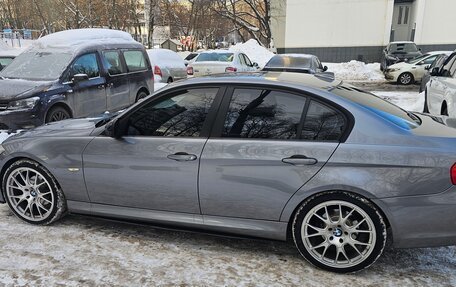 BMW 3 серия, 2011 год, 1 570 000 рублей, 2 фотография
