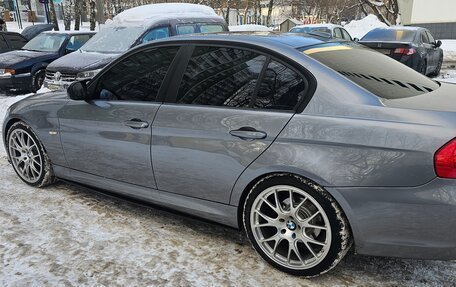 BMW 3 серия, 2011 год, 1 570 000 рублей, 12 фотография