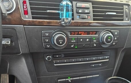 BMW 3 серия, 2011 год, 1 570 000 рублей, 19 фотография