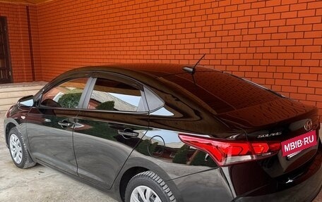 Hyundai Solaris II рестайлинг, 2021 год, 1 370 000 рублей, 8 фотография