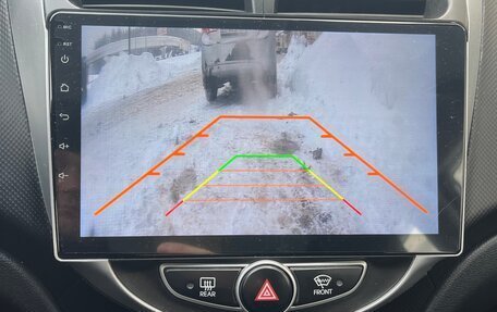 Hyundai Solaris II рестайлинг, 2013 год, 690 000 рублей, 6 фотография