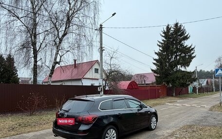 Opel Astra J, 2011 год, 550 000 рублей, 13 фотография