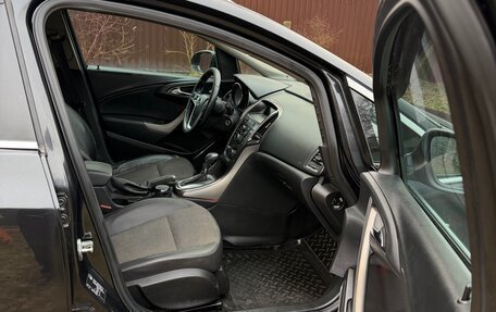 Opel Astra J, 2011 год, 550 000 рублей, 17 фотография