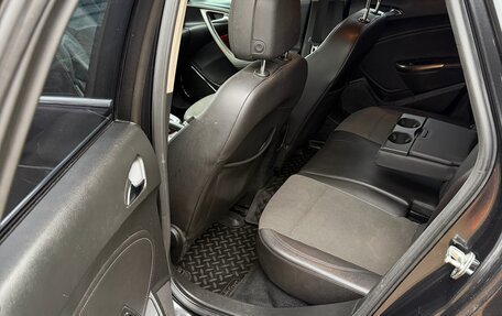 Opel Astra J, 2011 год, 550 000 рублей, 20 фотография