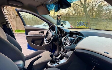 Chevrolet Cruze II, 2009 год, 520 000 рублей, 9 фотография