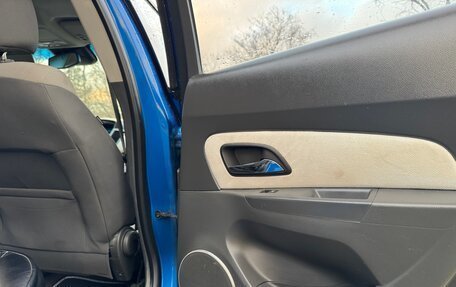 Chevrolet Cruze II, 2009 год, 520 000 рублей, 16 фотография