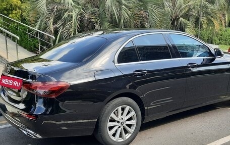 Mercedes-Benz E-Класс, 2020 год, 2 950 000 рублей, 2 фотография
