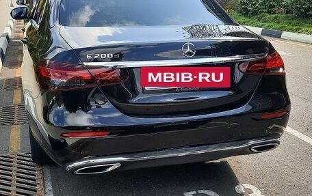 Mercedes-Benz E-Класс, 2020 год, 2 950 000 рублей, 4 фотография