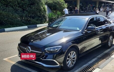 Mercedes-Benz E-Класс, 2020 год, 2 950 000 рублей, 10 фотография