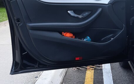 Mercedes-Benz E-Класс, 2020 год, 2 950 000 рублей, 23 фотография