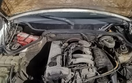 Mercedes-Benz 190 (W201), 1984 год, 250 000 рублей, 11 фотография