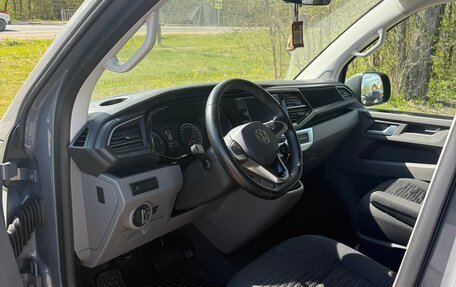 Volkswagen Caravelle T6 рестайлинг, 2021 год, 3 600 000 рублей, 3 фотография