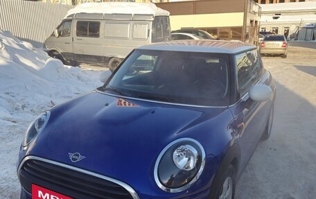 MINI Hatch, 2019 год, 2 050 000 рублей, 6 фотография