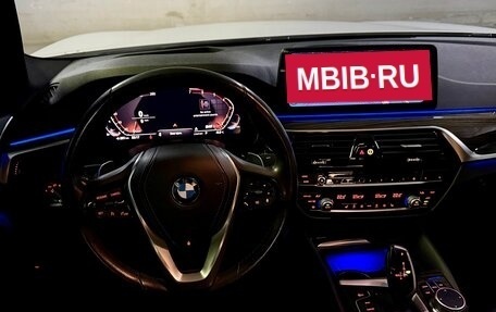 BMW 5 серия, 2020 год, 6 000 000 рублей, 19 фотография