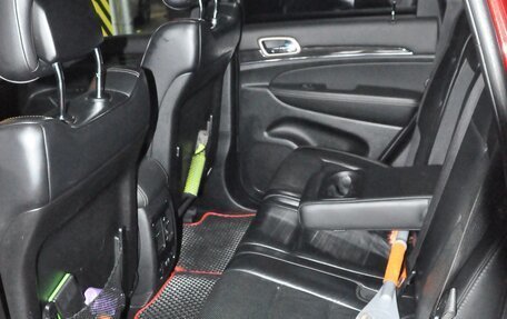 Jeep Grand Cherokee, 2014 год, 2 700 000 рублей, 10 фотография