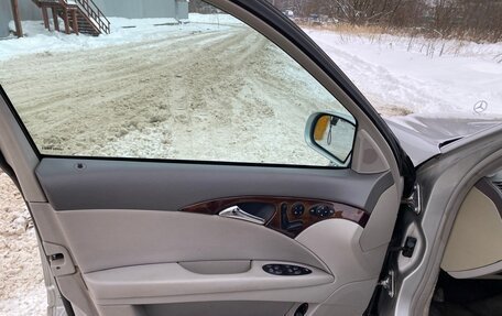 Mercedes-Benz E-Класс, 2003 год, 820 000 рублей, 12 фотография