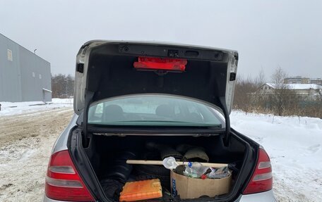 Mercedes-Benz E-Класс, 2003 год, 820 000 рублей, 17 фотография