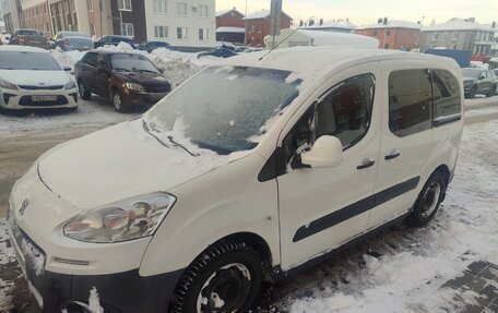 Peugeot Partner II рестайлинг 2, 2012 год, 600 000 рублей, 5 фотография