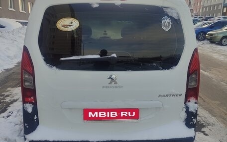 Peugeot Partner II рестайлинг 2, 2012 год, 600 000 рублей, 3 фотография