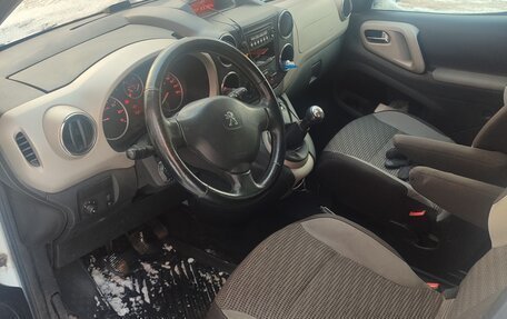 Peugeot Partner II рестайлинг 2, 2012 год, 600 000 рублей, 11 фотография