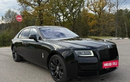 Rolls-Royce Ghost Series II рестайлинг, 2021 год, 26 000 000 рублей, 3 фотография