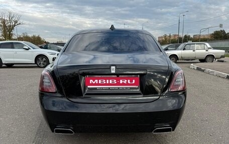 Rolls-Royce Ghost Series II рестайлинг, 2021 год, 26 000 000 рублей, 4 фотография