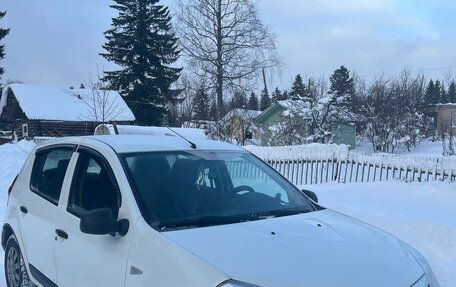 Renault Sandero I, 2012 год, 550 000 рублей, 1 фотография