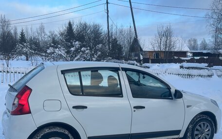 Renault Sandero I, 2012 год, 550 000 рублей, 4 фотография