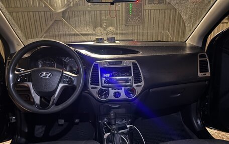 Hyundai i20 IB рестайлинг, 2010 год, 599 000 рублей, 11 фотография