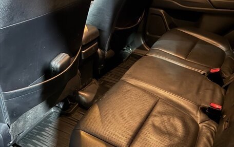 Mitsubishi Outlander III рестайлинг 3, 2016 год, 1 790 000 рублей, 10 фотография