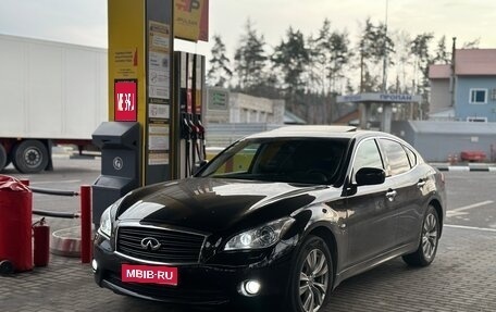 Infiniti Q70 I, 2014 год, 1 980 000 рублей, 1 фотография