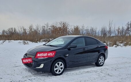 Hyundai Solaris II рестайлинг, 2011 год, 639 000 рублей, 2 фотография