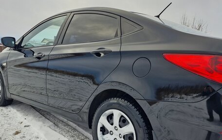 Hyundai Solaris II рестайлинг, 2011 год, 639 000 рублей, 11 фотография