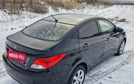 Hyundai Solaris II рестайлинг, 2011 год, 639 000 рублей, 13 фотография