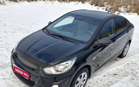 Hyundai Solaris II рестайлинг, 2011 год, 639 000 рублей, 4 фотография