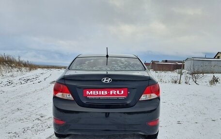 Hyundai Solaris II рестайлинг, 2011 год, 639 000 рублей, 15 фотография