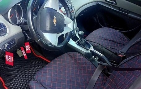 Chevrolet Cruze II, 2013 год, 665 000 рублей, 4 фотография