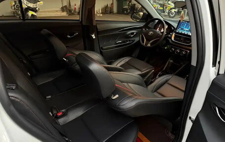 Toyota Yaris XP150 рестайлинг, 2022 год, 1 210 123 рублей, 10 фотография