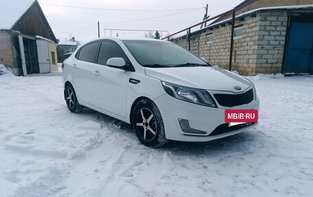 KIA Rio III рестайлинг, 2013 год, 815 000 рублей, 3 фотография