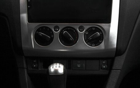 Ford Focus II рестайлинг, 2005 год, 359 900 рублей, 14 фотография