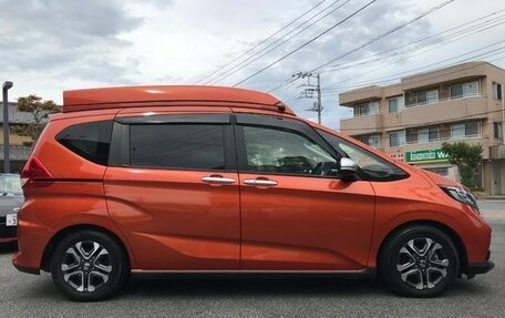 Honda Freed II, 2022 год, 1 367 000 рублей, 8 фотография