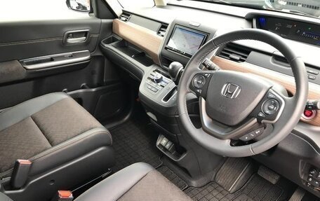 Honda Freed II, 2022 год, 1 367 000 рублей, 11 фотография