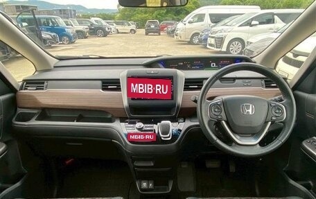 Honda Freed II, 2022 год, 1 484 000 рублей, 8 фотография