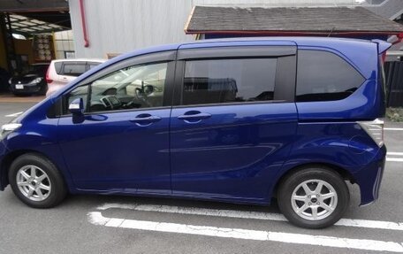 Honda Freed I, 2015 год, 834 000 рублей, 4 фотография