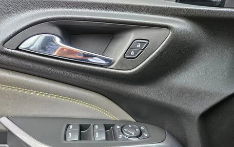 Chevrolet Trax, 2023 год, 1 900 035 рублей, 13 фотография