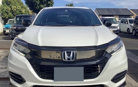 Honda Vezel, 2021 год, 1 400 000 рублей, 2 фотография