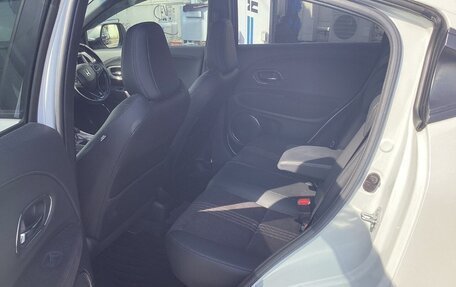 Honda Vezel, 2021 год, 1 400 000 рублей, 13 фотография