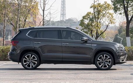 Volkswagen Tharu, 2022 год, 1 750 000 рублей, 6 фотография